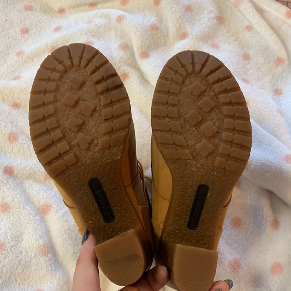 Timberland high heels - Picture 3 of 3